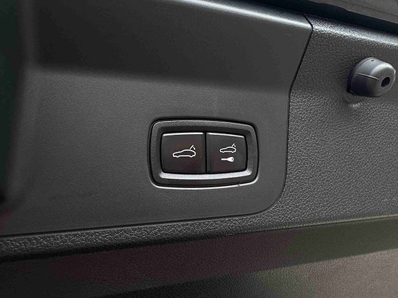 Porsche Panamera 4 21 of 30