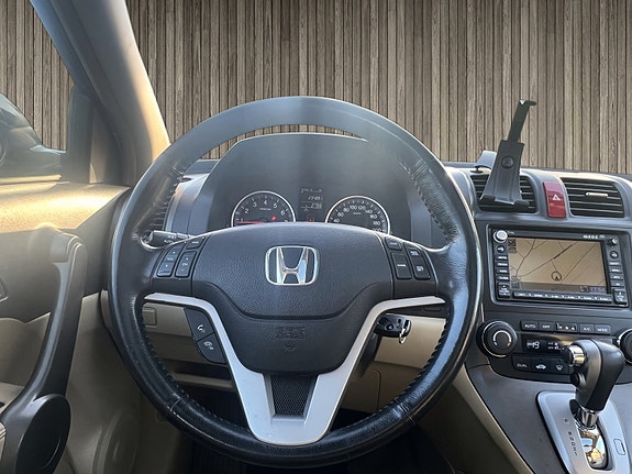Honda CR-V 15 of 17