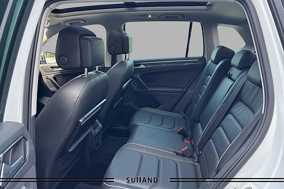 Volkswagen Tiguan 17 of 27