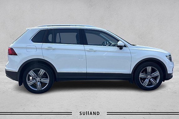 Volkswagen Tiguan 6 of 27