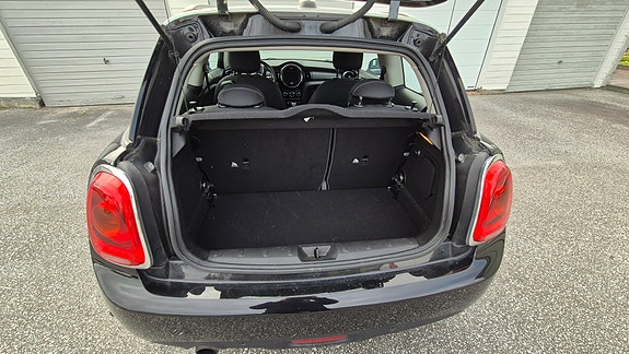 MINI Cooper 20 of 20