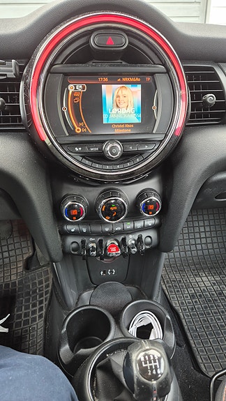 MINI Cooper 8 of 20