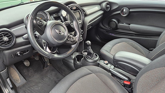 MINI Cooper 7 of 20