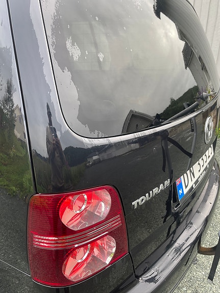 Volkswagen Touran 6 of 13