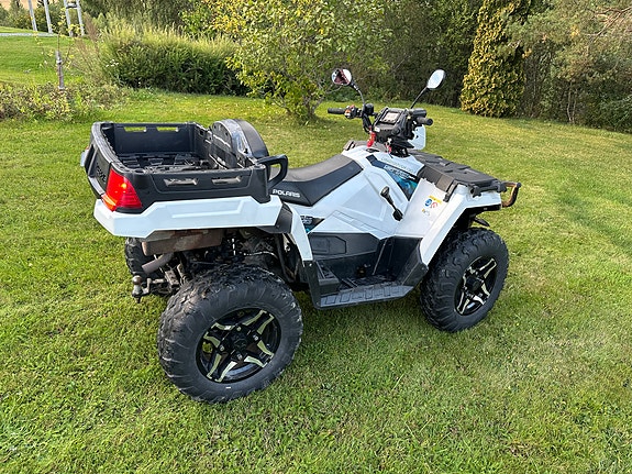 Polaris Sportsman X2 570 9 of 12