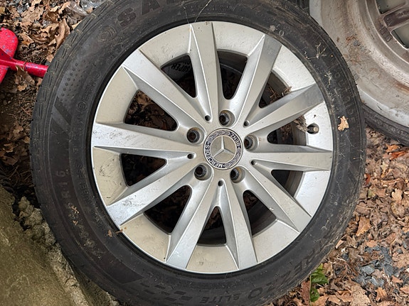 Mercedes-Benz B180 d 16 of 18