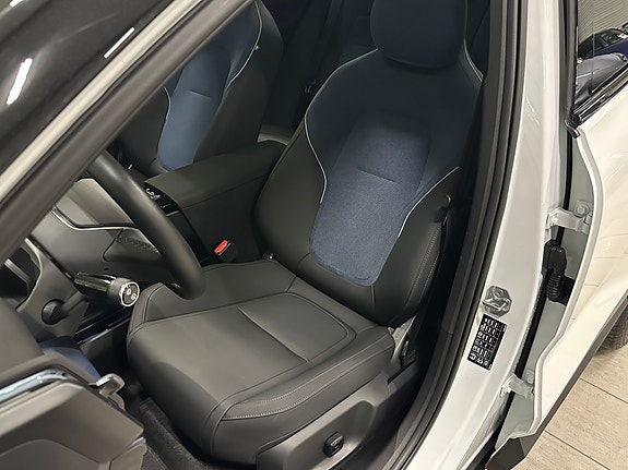 Volvo EX30 21 of 30