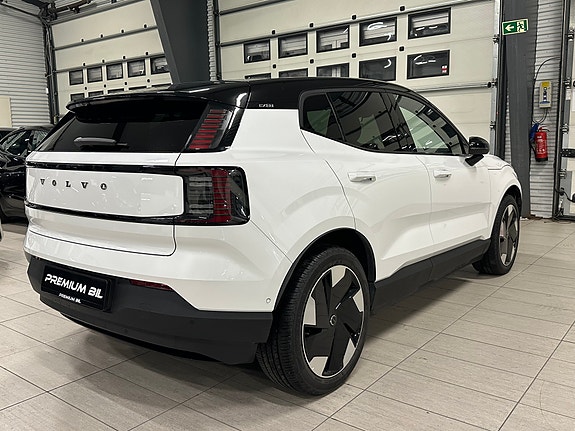 Volvo EX30 13 of 30