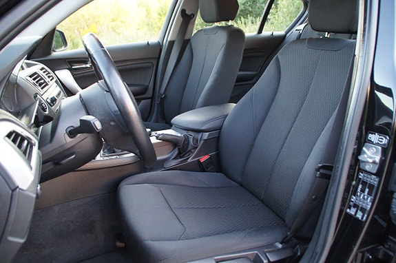 BMW 116i 12 of 28