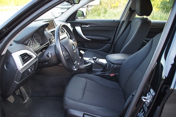 BMW 116i 11 of 28
