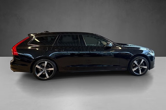 Volvo V90 5 of 24