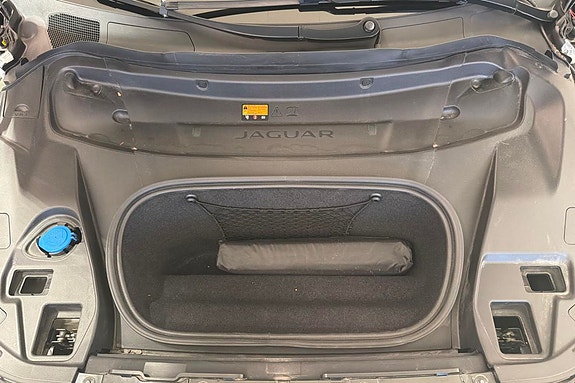 Jaguar I-PACE 25 of 25