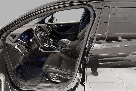 Jaguar I-PACE 5 of 25