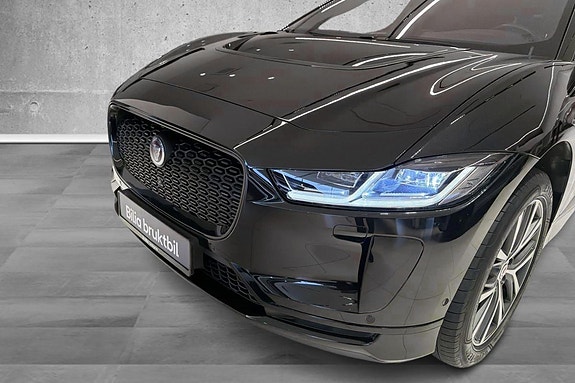 Jaguar I-PACE 17 of 25