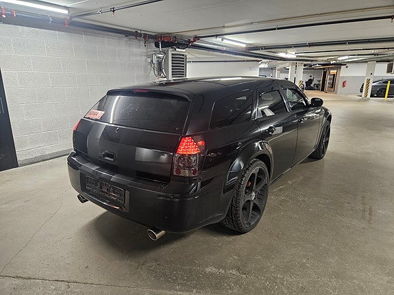Dodge Magnum 12 of 30