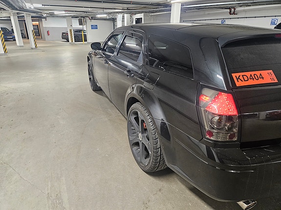Dodge Magnum 10 of 30