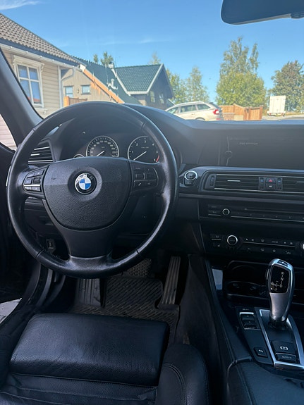 BMW 520d 8 of 13