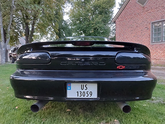 Chevrolet Camaro 8 of 9