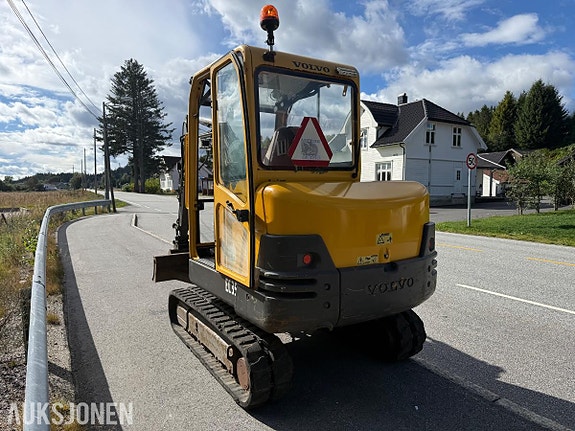 Volvo EC 35 gravemaskin - 1790 timer MVA FRI 9 of 29