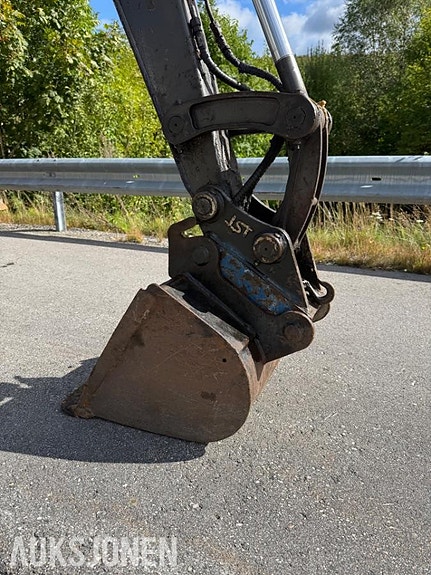 Volvo EC 35 gravemaskin - 1790 timer MVA FRI 19 of 29