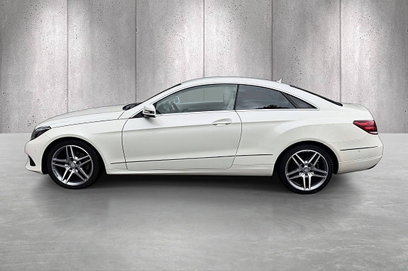 Mercedes-Benz E220 4 of 24