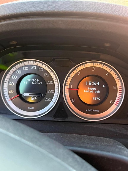 Volvo V70 5 of 5