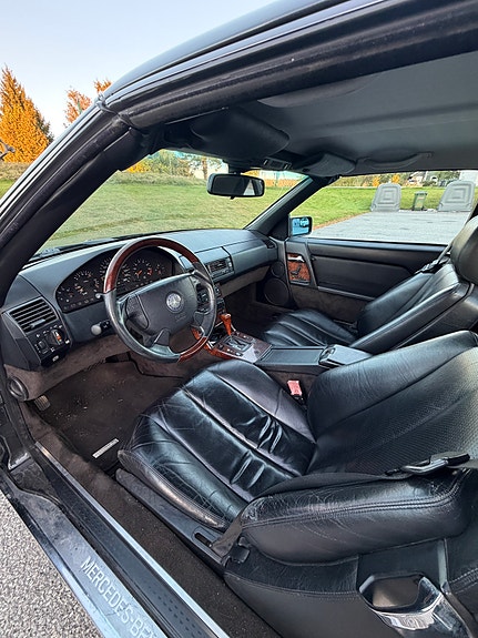 Mercedes-Benz 300 SL 6 of 8