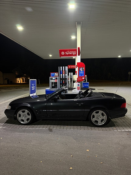 Mercedes-Benz 300 SL 7 of 12