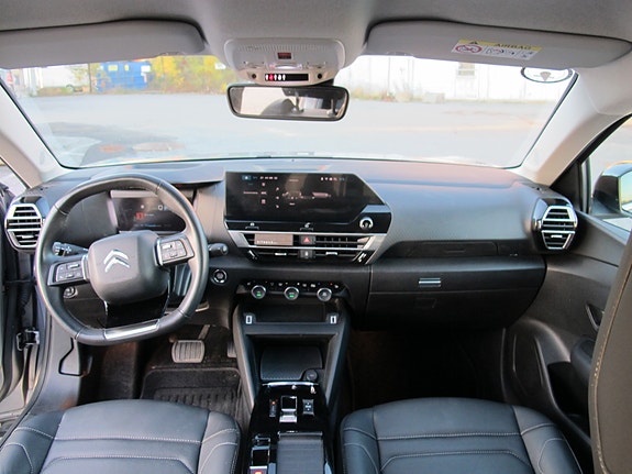 Citroen E-C4 X 7 of 18