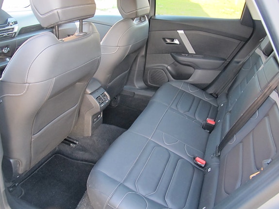 Citroen E-C4 X 6 of 18