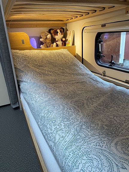 Adria 573 PT 19 of 27