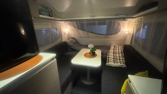 Adria Action 361 LH 13 of 29