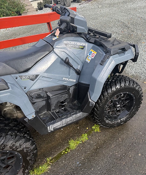 Polaris Sportsman 570 EPS 2 of 12
