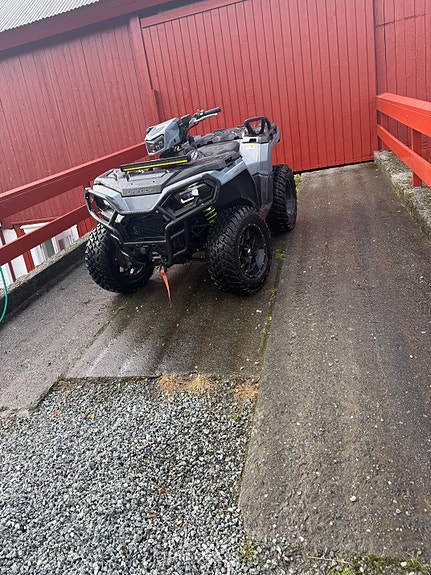 Polaris Sportsman 570 EPS 10 of 12