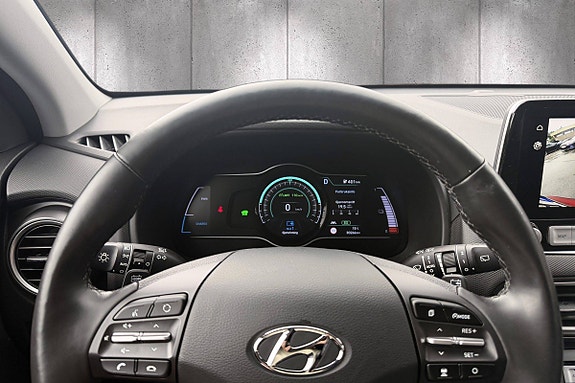 Hyundai Kona 11 of 21