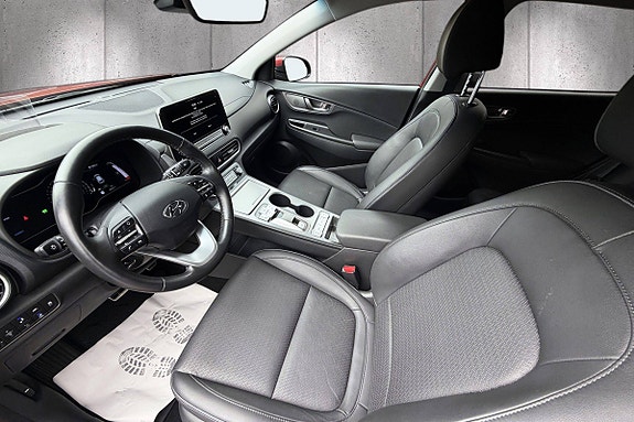 Hyundai Kona 17 of 21