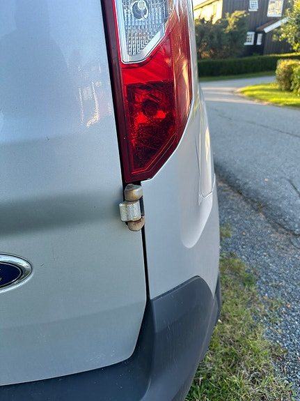 Ford Transit Connect 7 of 16
