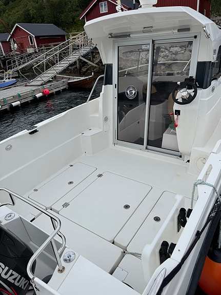 Askeladden P66 Pilothouse – Suzuki 140 hk – godt utstyrt. HØSTPRIS 5 of 17