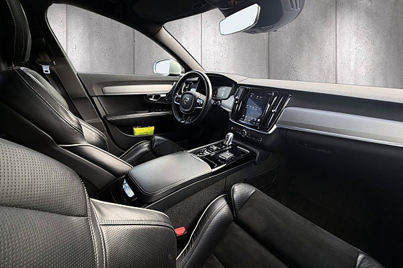 Volvo S90 12 of 21