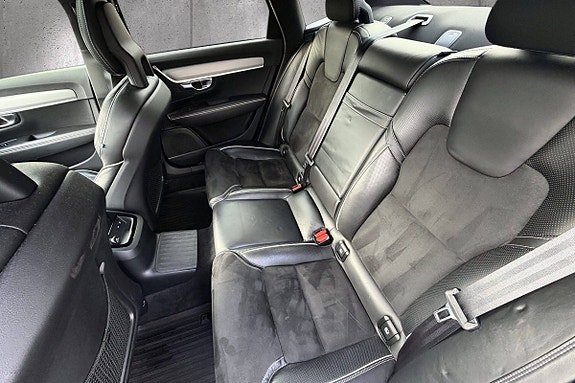 Volvo S90 18 of 21