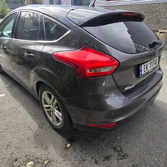 Ford Focus 6 of 15