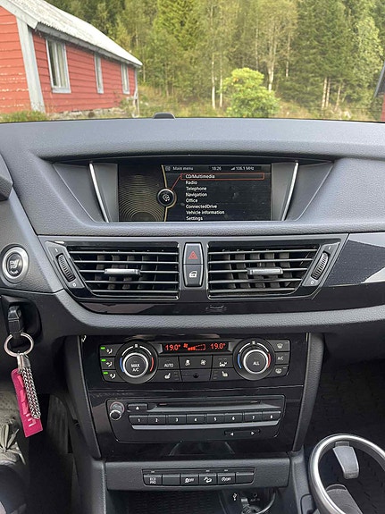 BMW X1 8 of 8