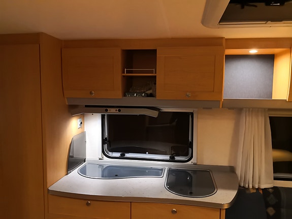 Knaus Royale Premium 580 9 of 30