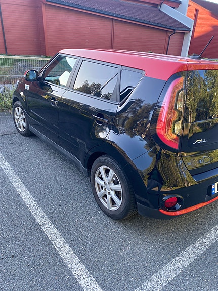 Kia Soul 5 of 17