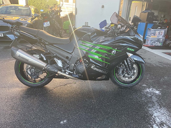 Kawasaki ZZR 1400 18 of 20