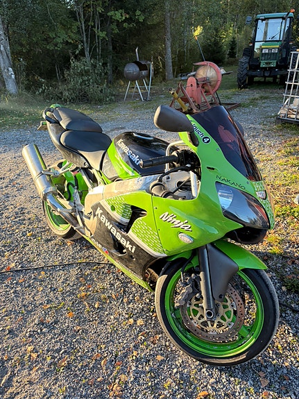 Kawasaki Ninja ZX-6R 15 of 18