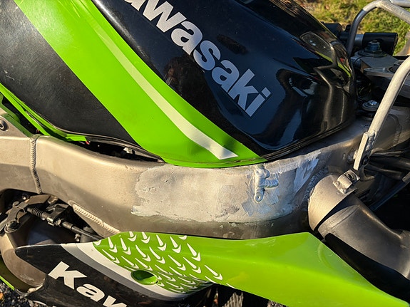 Kawasaki Ninja ZX-6R 2 of 18
