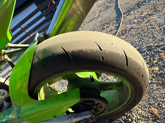 Kawasaki Ninja ZX-6R 9 of 18