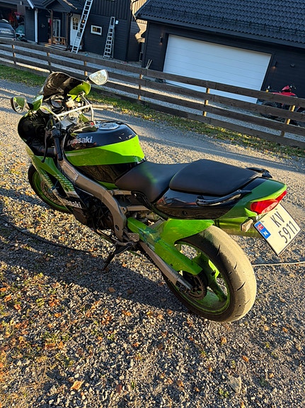 Kawasaki Ninja ZX-6R 16 of 18