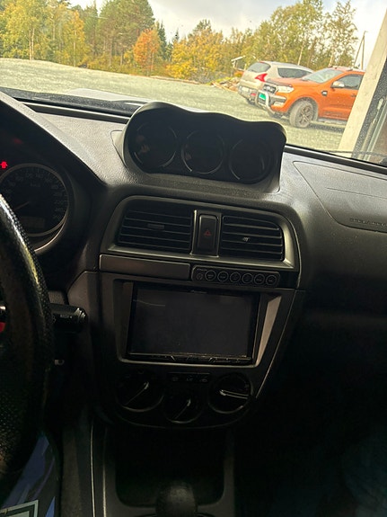 Subaru Impreza 17 of 21